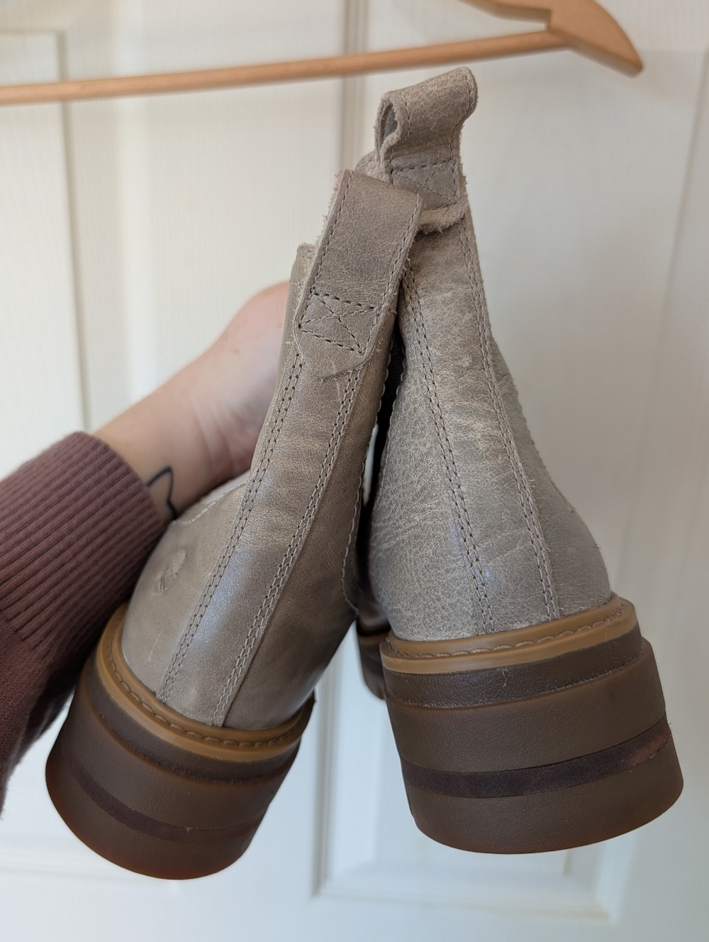Timberland Women's Chelsea Boot in Taupe 7.5 - Picture 8 of 8